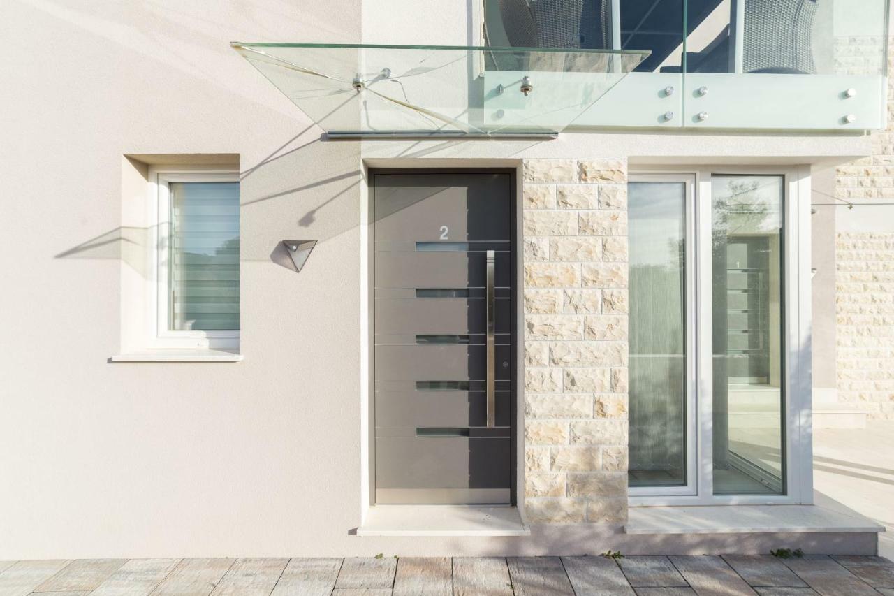 Apartment M&l
