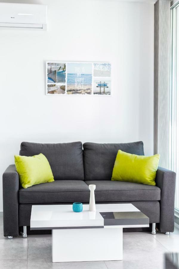 M&l Apartment *